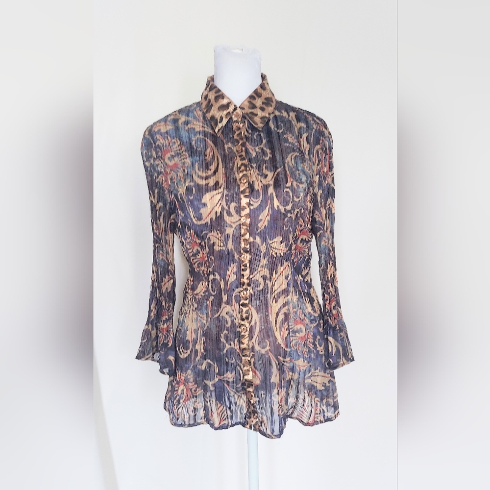 Mesmerize Semi Sheer Button Up Top Size Small Tapestry Print